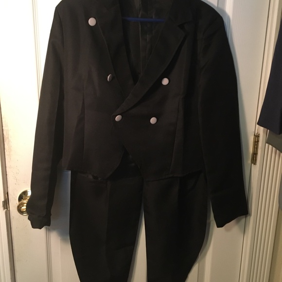 Military style jackets and shirts - Picture 2 of 13